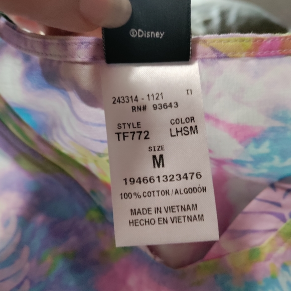 Disney scrub top - Picture 4 of 5